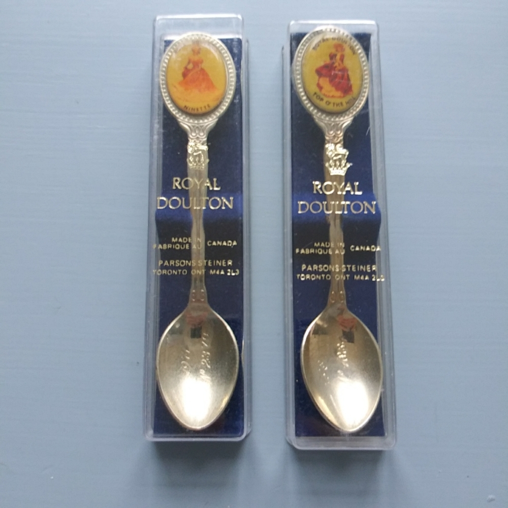 Royal Doulton Collector Spoons Vintage - Lot of 2